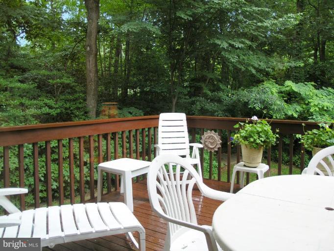 2049 Golf Course Drive Reston, VA 20191 - Photo 11 of 30 Deck