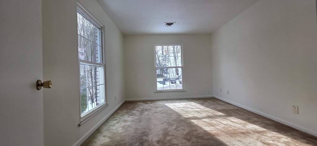 324 Russell Road, Unit 204 Westfield, MA 01085 - Photo 21 of 30