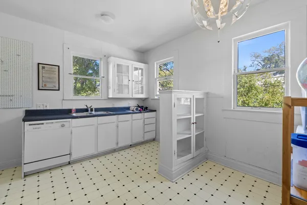 $1,175,000 | 4014 Avenue D, Austin, TX 78751