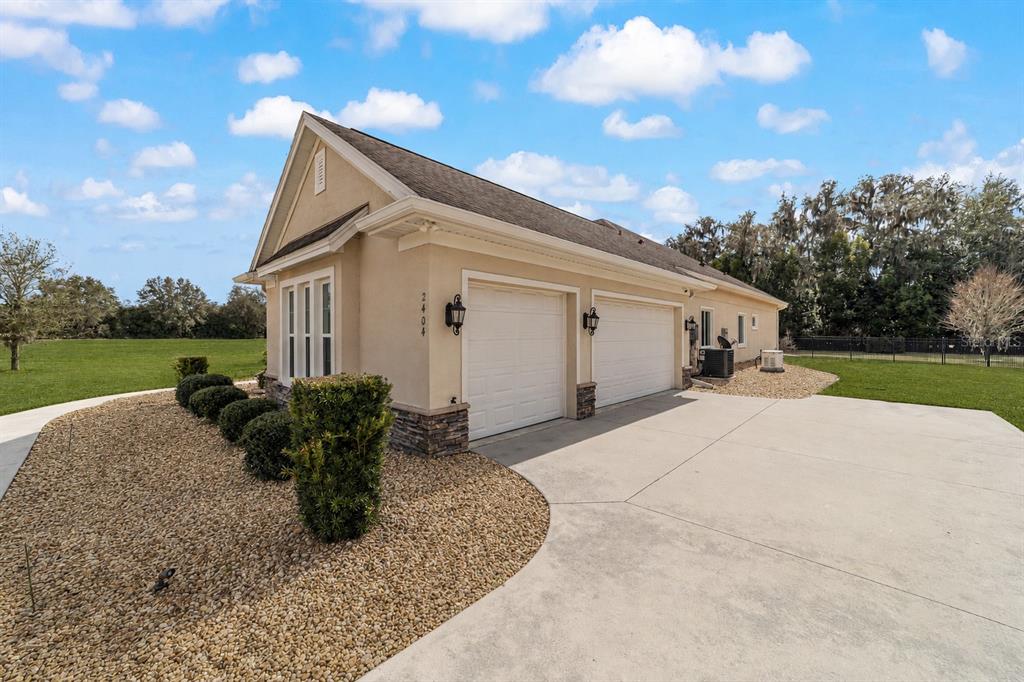 2404 Southeast 79th Street Ocala, FL 34480 - Photo 6 of 66