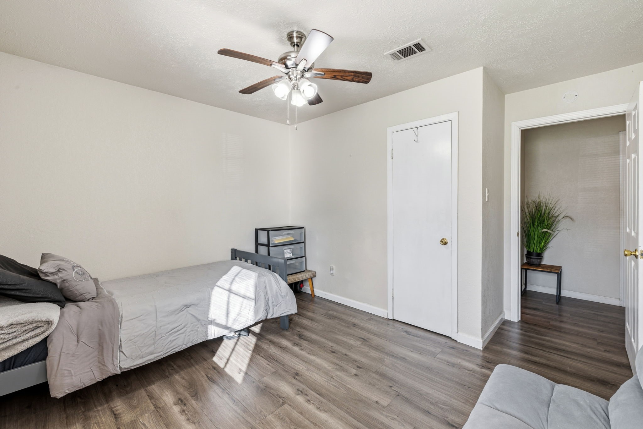 4502 Sage Circle Baytown, TX 77521 - Photo 16 of 32