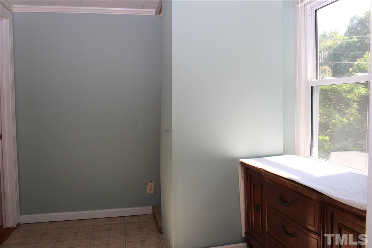 1301 Lynn Road Raleigh, NC 27612 - Photo 9 of 11