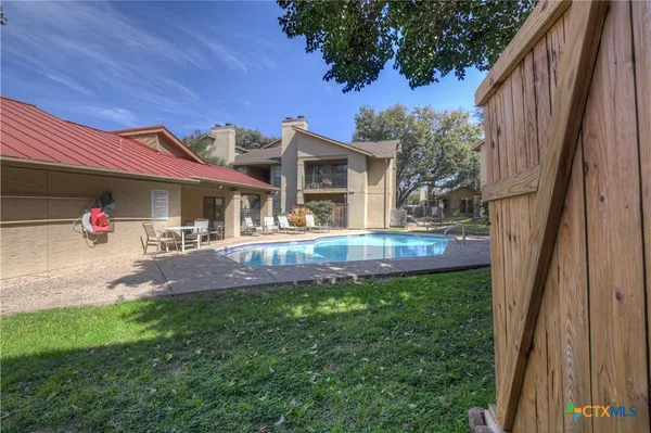 $199,900 | 1202 Thorpe Lane, Unit 701, San Marcos, TX 78666