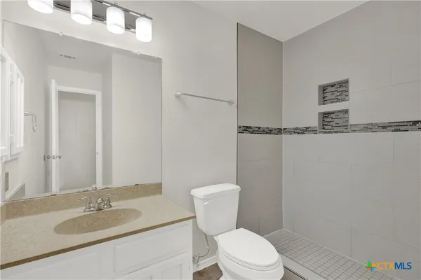 $199,900 | 1202 Thorpe Lane, Unit 701, San Marcos, TX 78666