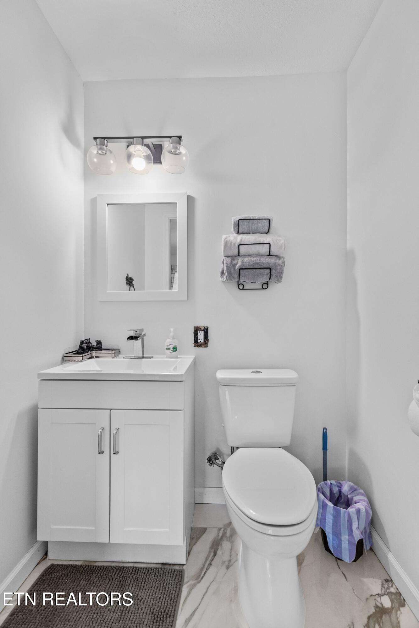 2759 Wildwood Road Dandridge, TN 37725 - Photo 19 of 48 019-2759WildwoodRoad-Dandridge-TN-37725-