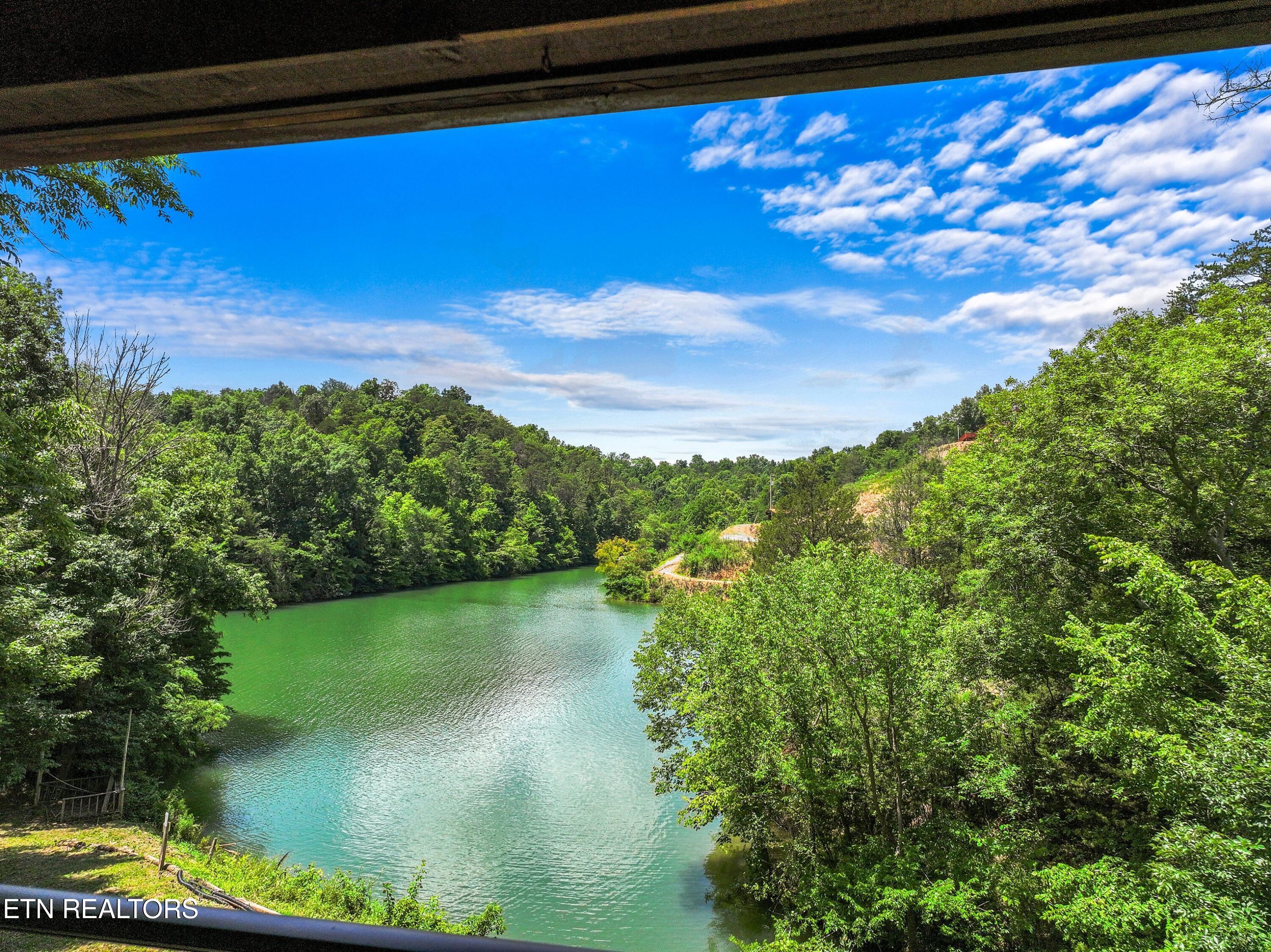 2759 Wildwood Road Dandridge, TN 37725 - Photo 35 of 48 035-2759WildwoodRoad-Dandridge-TN-37725-