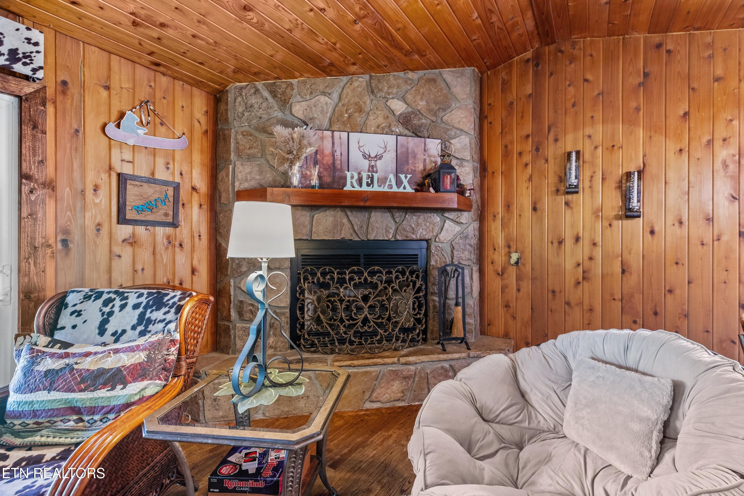 2759 Wildwood Road Dandridge, TN 37725 - Photo 8 of 48 008-2759WildwoodRoad-Dandridge-TN-37725-