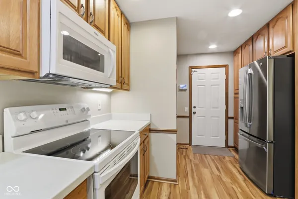 $315,000 | 7915 Trotwood Circle, Indianapolis, IN 46256