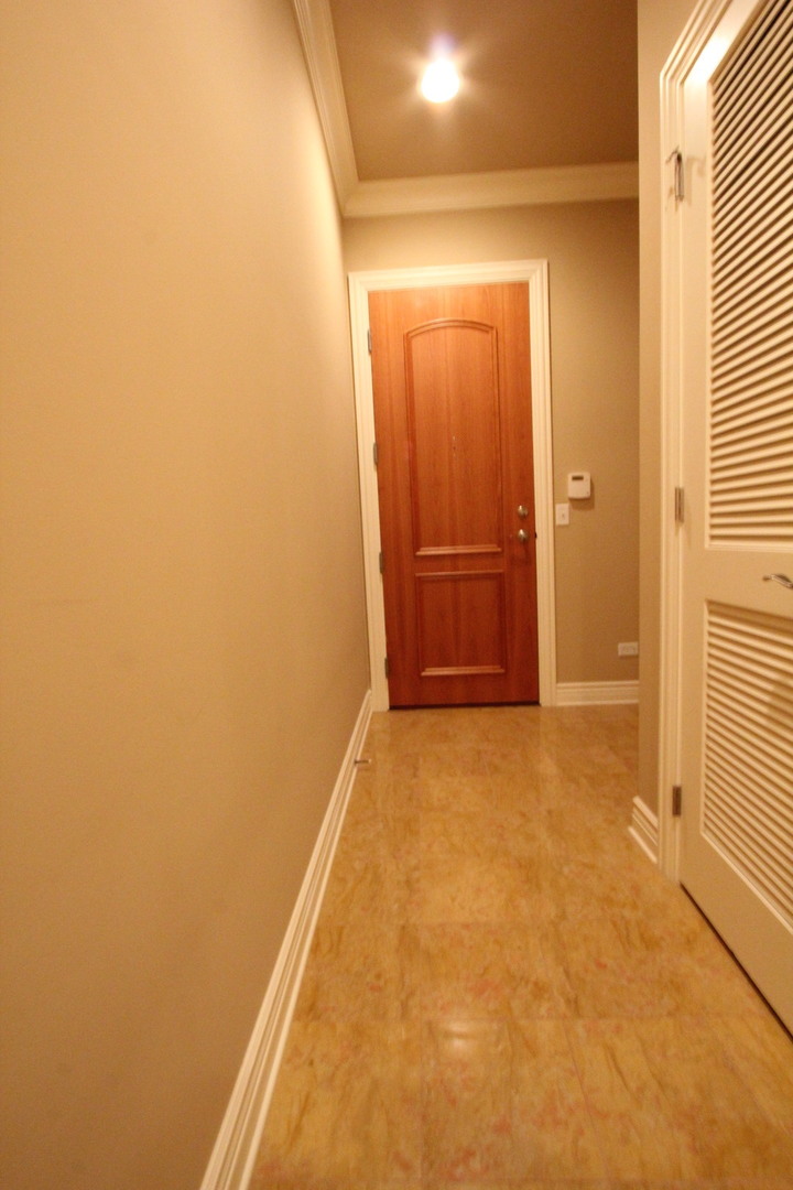35 South Racine Avenue, Unit 5NW Chicago, IL 60607 - Photo 2 of 25 Gallery Image 2