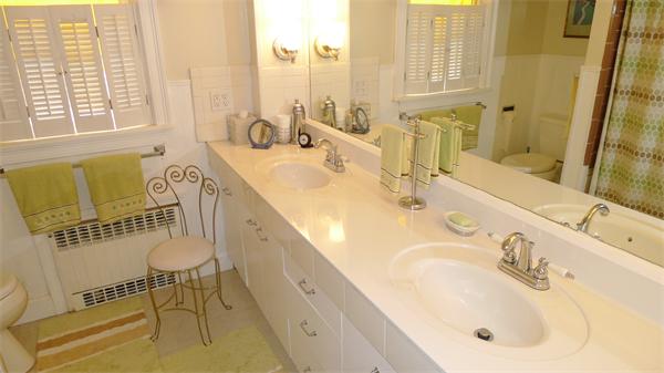 51 Lake Shore Road Peabody, MA 01960 - Photo 20 of 28 Gallery Image 20