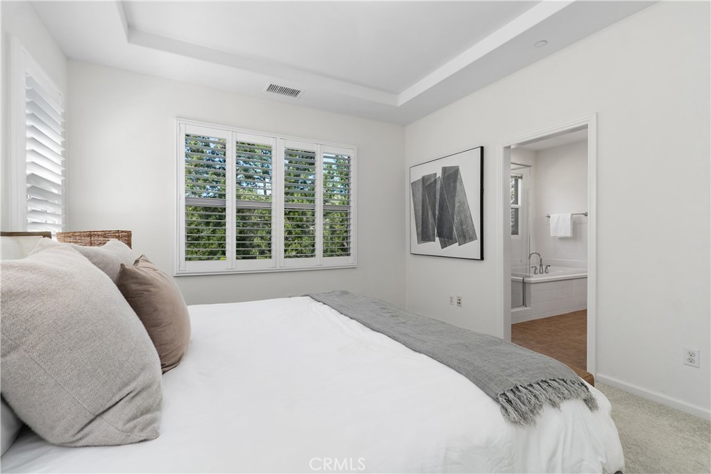 275 Rodeo, Unit 8 Irvine, CA 92602 - Photo 16 of 31