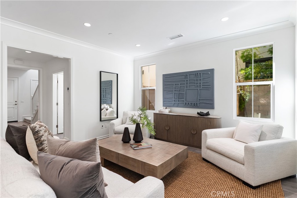 275 Rodeo, Unit 8 Irvine, CA 92602 - Photo 6 of 31