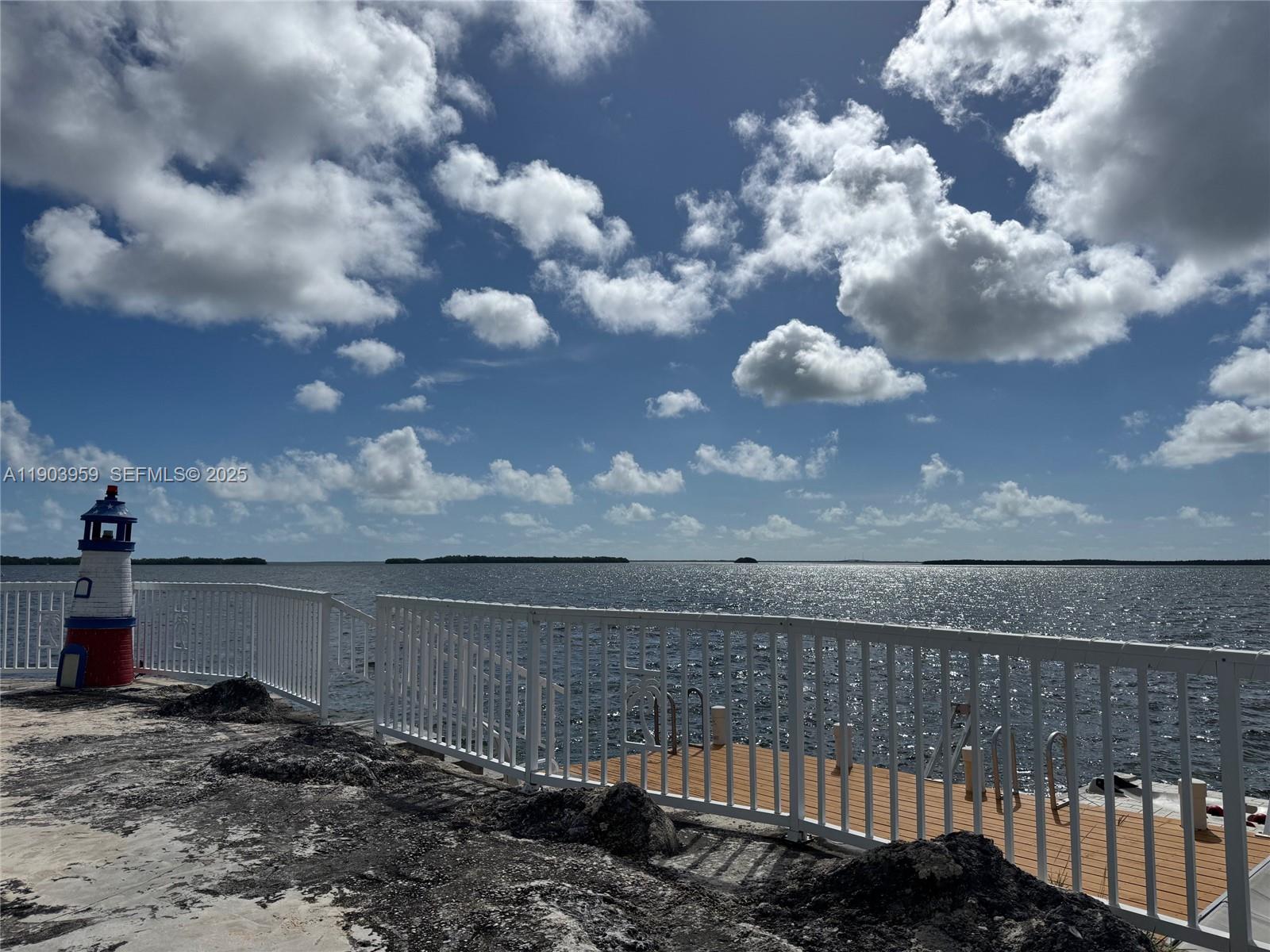 900 Morris Avenue Key Largo, FL 33037 - Photo 12 of 13