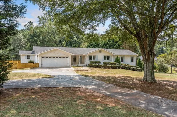 $844,000 | 2465 Bethany Bend, Alpharetta, GA 30004