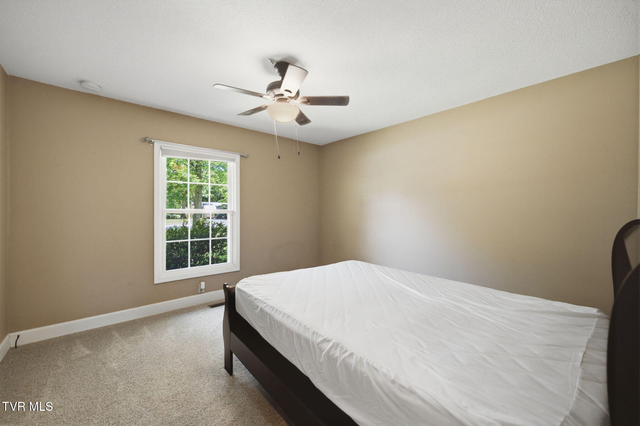 700 Rambling Road Johnson City, TN 37604 - Photo 23 of 36 24-web-or-mls-019_DSC08716