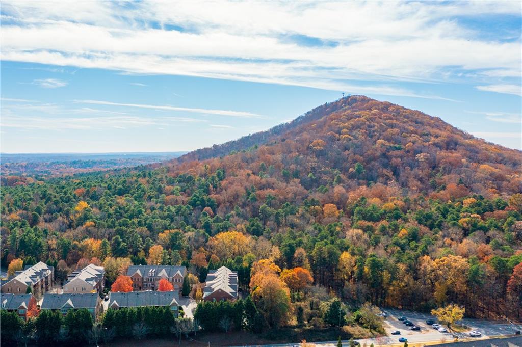 1644 Donovan's Ridge Kennesaw, GA 30152 - Photo 2 of 37 a view of a city