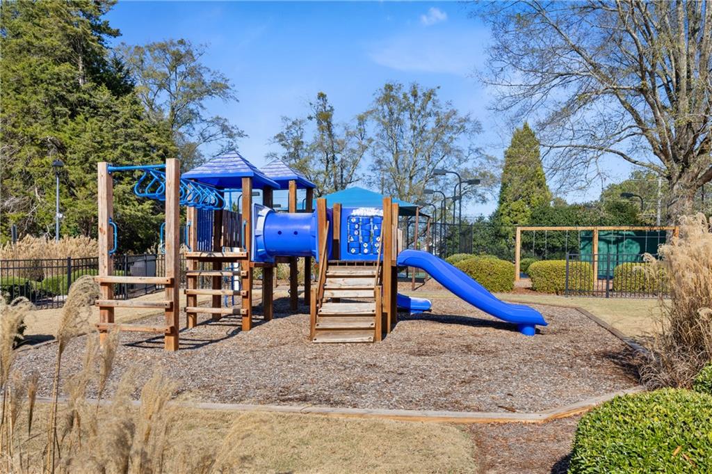 1644 Donovan's Ridge Kennesaw, GA 30152 - Photo 34 of 37 a view of outdoor space with seating