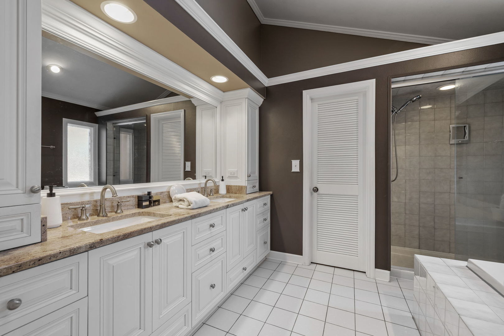 46 Oak Creek Drive Burr Ridge, IL 60527 - Photo 21 of 36