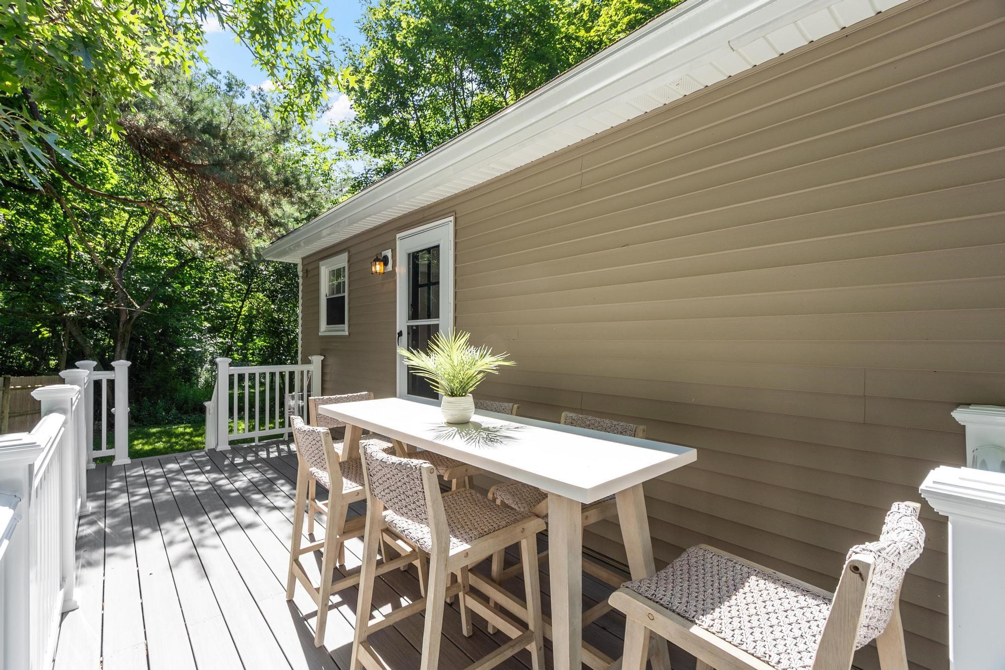 117 Lawrence Road Salem, NH 03079 - Photo 22 of 31
