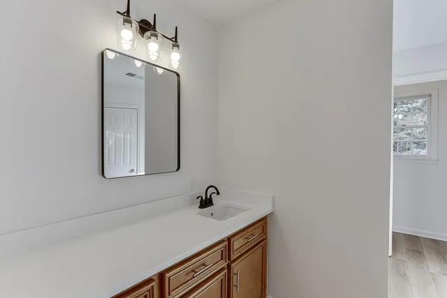 $389,900 | 3010 Ashdowne Court, Snellville, GA 30078