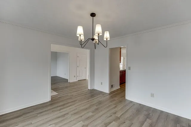 $389,900 | 3010 Ashdowne Court, Snellville, GA 30078