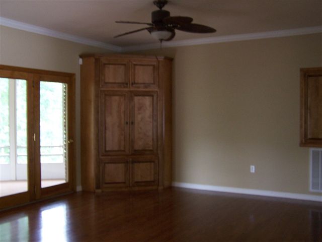 1059 Cove Circle Anderson, SC 29626 - Photo 1 of 7 Gallery Image 1