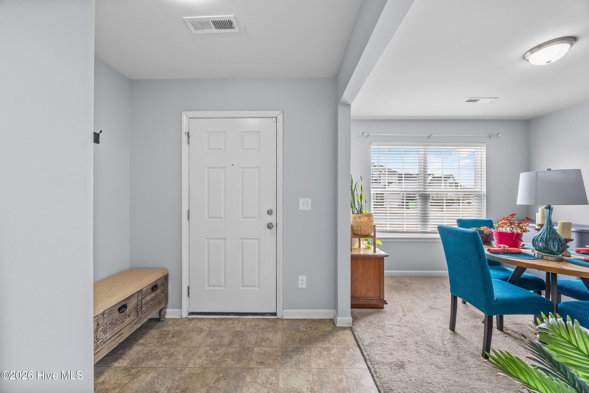 215 Chalet Road Holly Ridge, NC 28445 - Photo 4 of 45 7_entryway