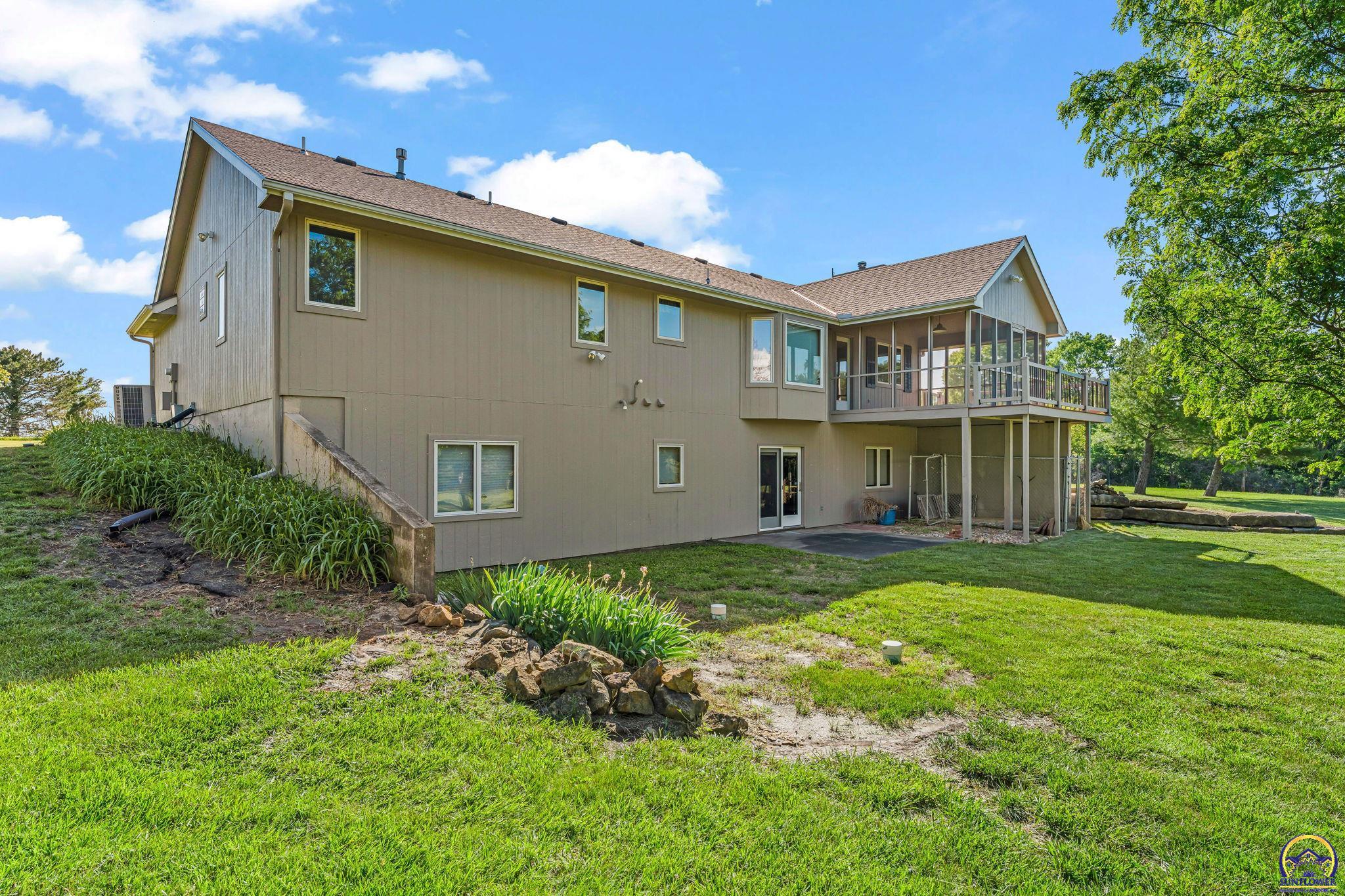 9015 Southwest 53rd Street Topeka, KS 66610 - Photo 35 of 44