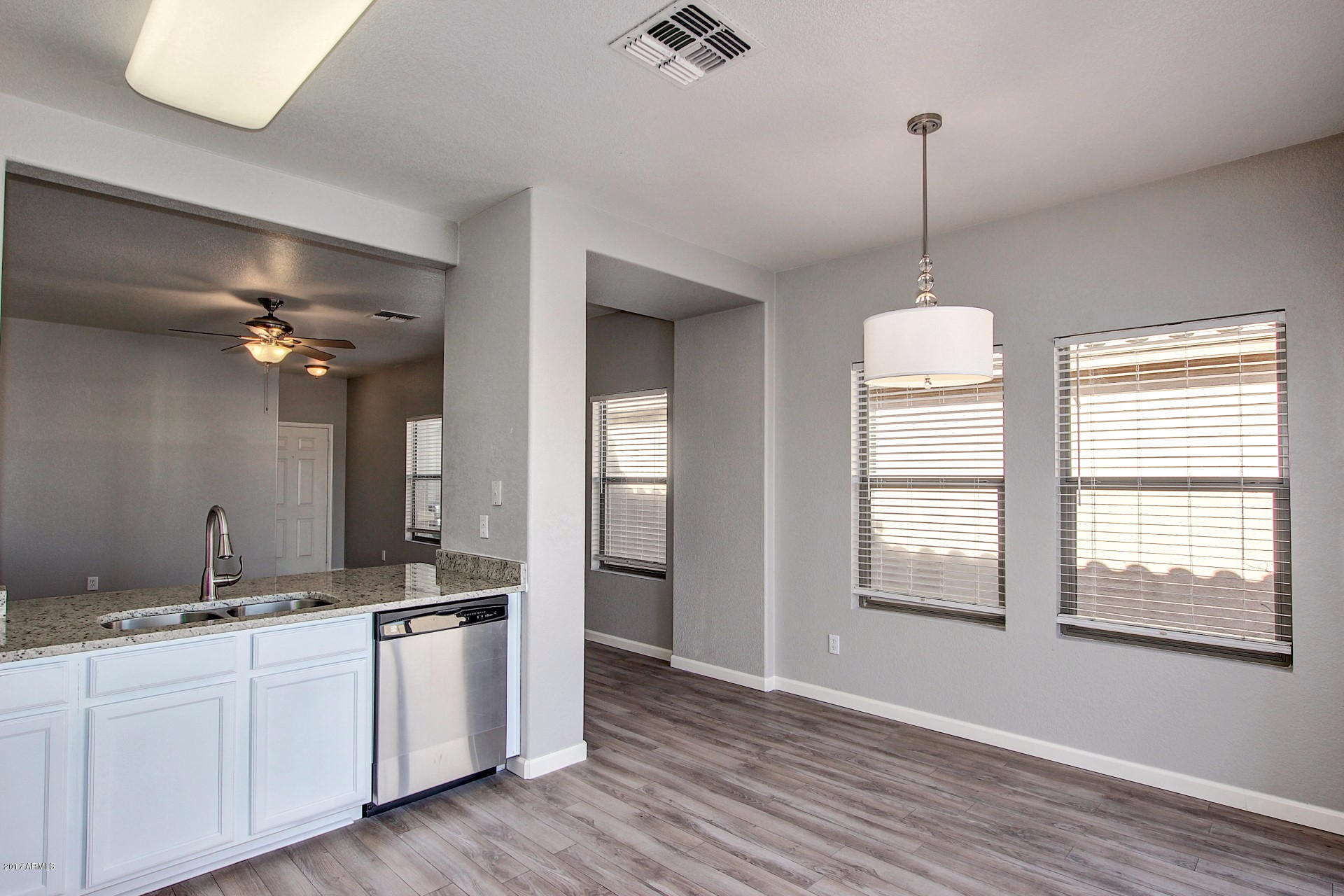 9534 West Monte Vista Road Phoenix, AZ 85037 - Photo 8 of 22 Monte Vista (9)