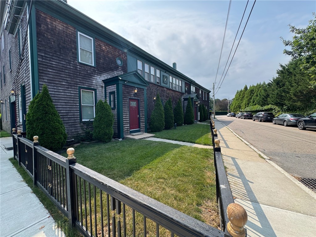 38 Freebody Street, Unit 207 Newport, RI 02840 - Photo 20 of 22