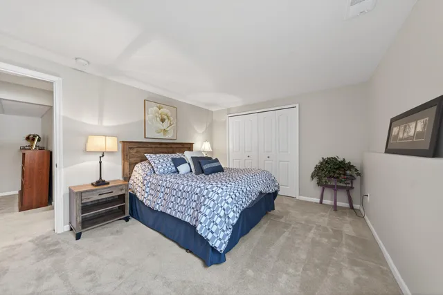 $390,000 | 1510 Andover Circle, Walled Lake, MI 48390