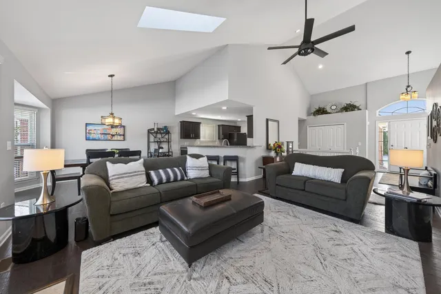 $390,000 | 1510 Andover Circle, Walled Lake, MI 48390