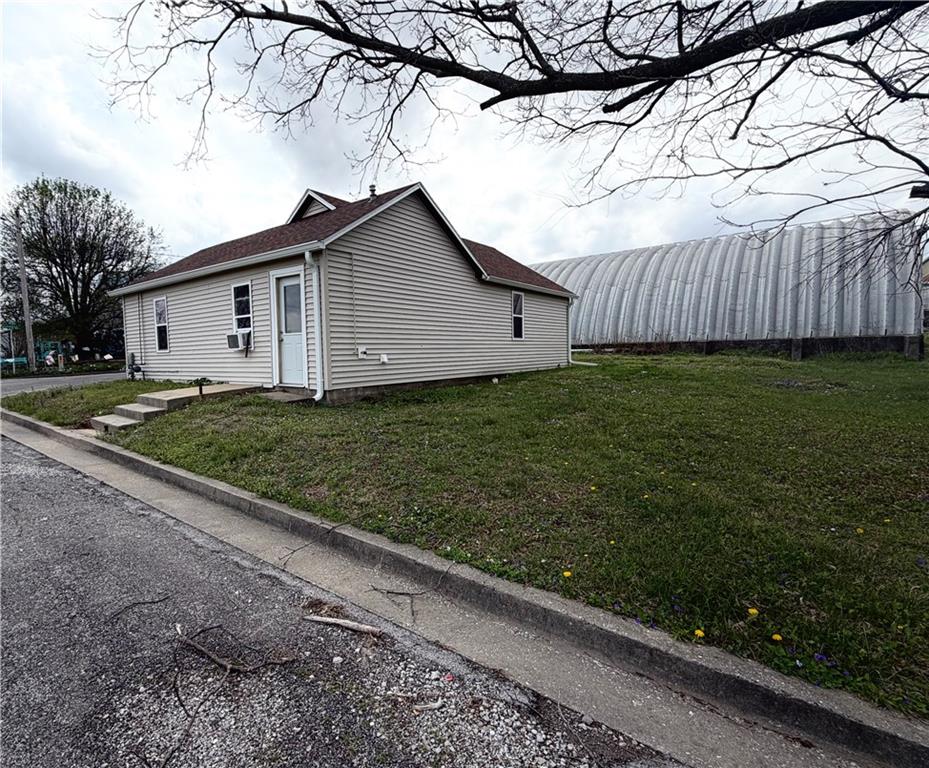 113 East Marshall Street Alma, MO 64001 - Photo 4 of 16
