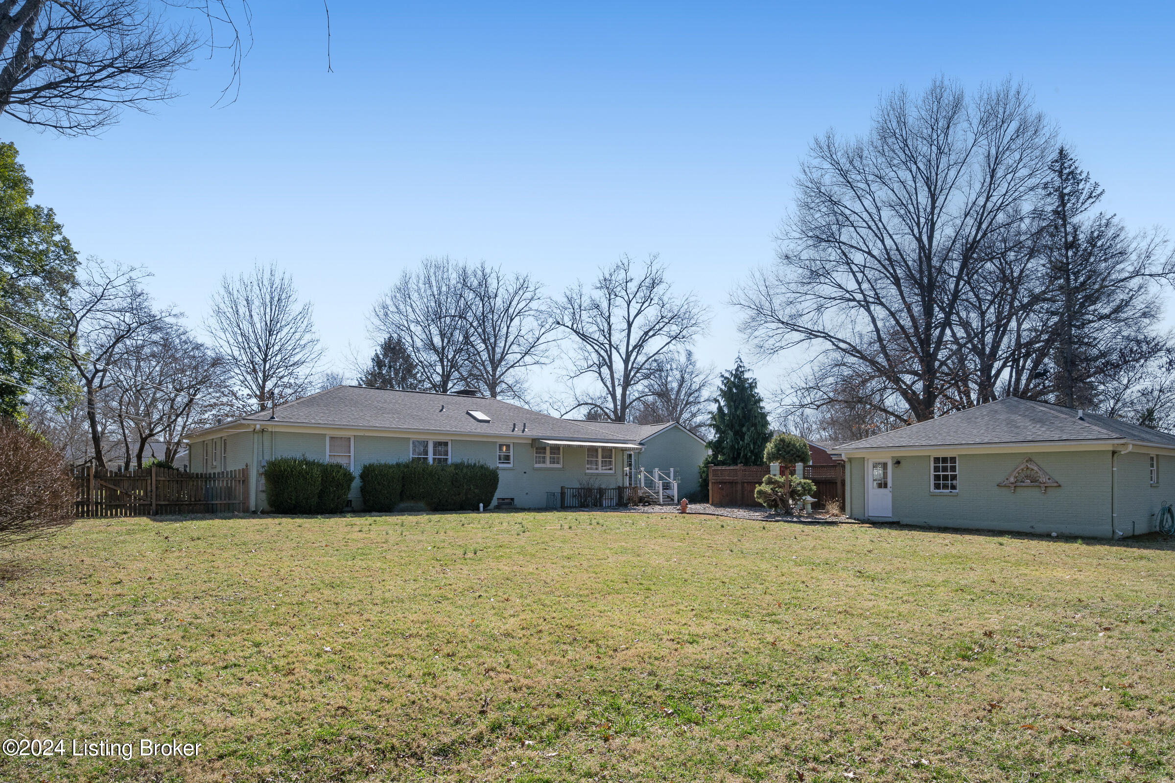 220 South Hampton Road Louisville, KY 40222 - Photo 41 of 43 220 S Hampton Rd-41