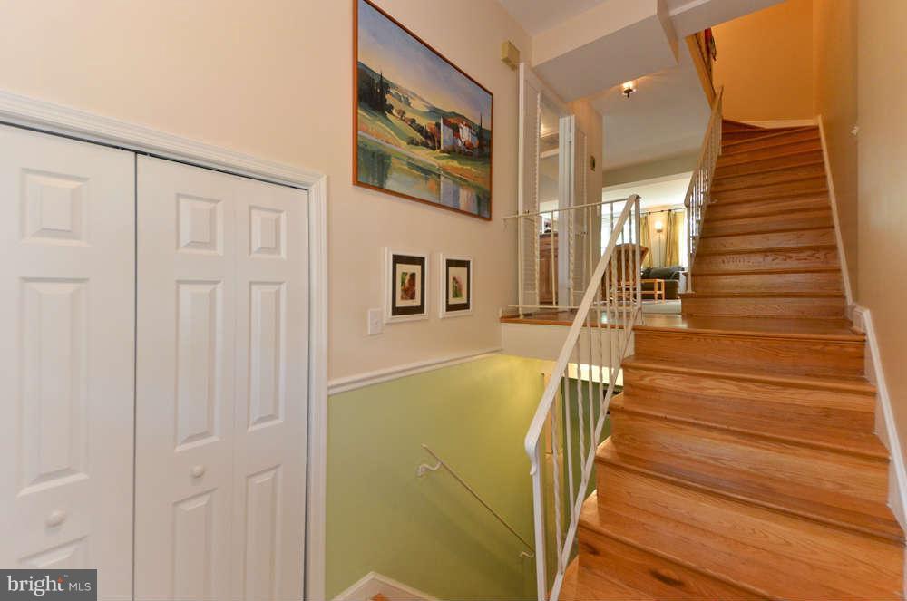 3875 Chain Bridge Road Fairfax, VA 22030 - Photo 5 of 30 Interior General