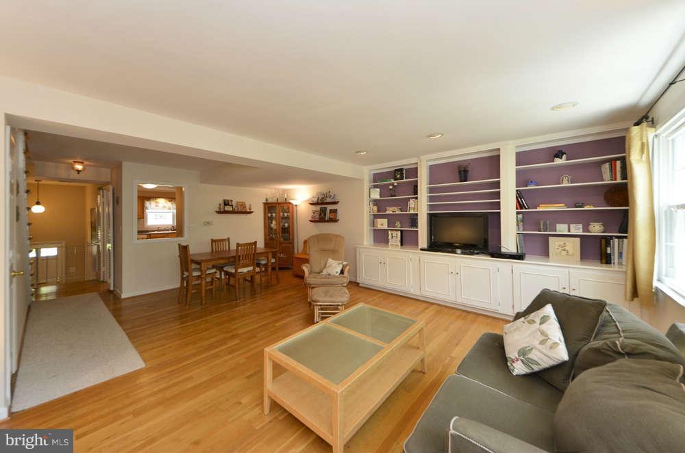 3875 Chain Bridge Road Fairfax, VA 22030 - Photo 8 of 30 Interior General
