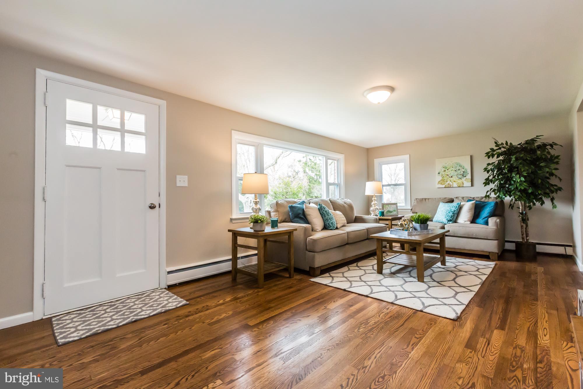 2410 Helena Road Lancaster, PA 17603 - Photo 2 of 27 Gallery Image 2