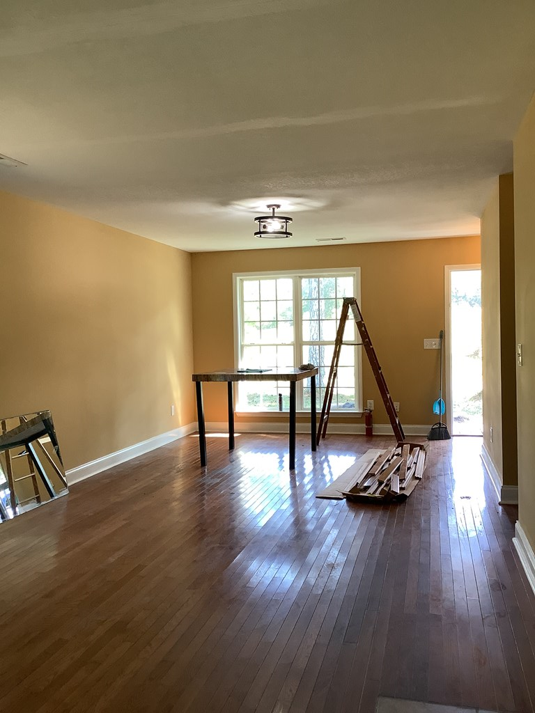 1062 Keith Mill Road Southeast Dalton, GA 30721 - Photo 5 of 12 Gallery Image 5
