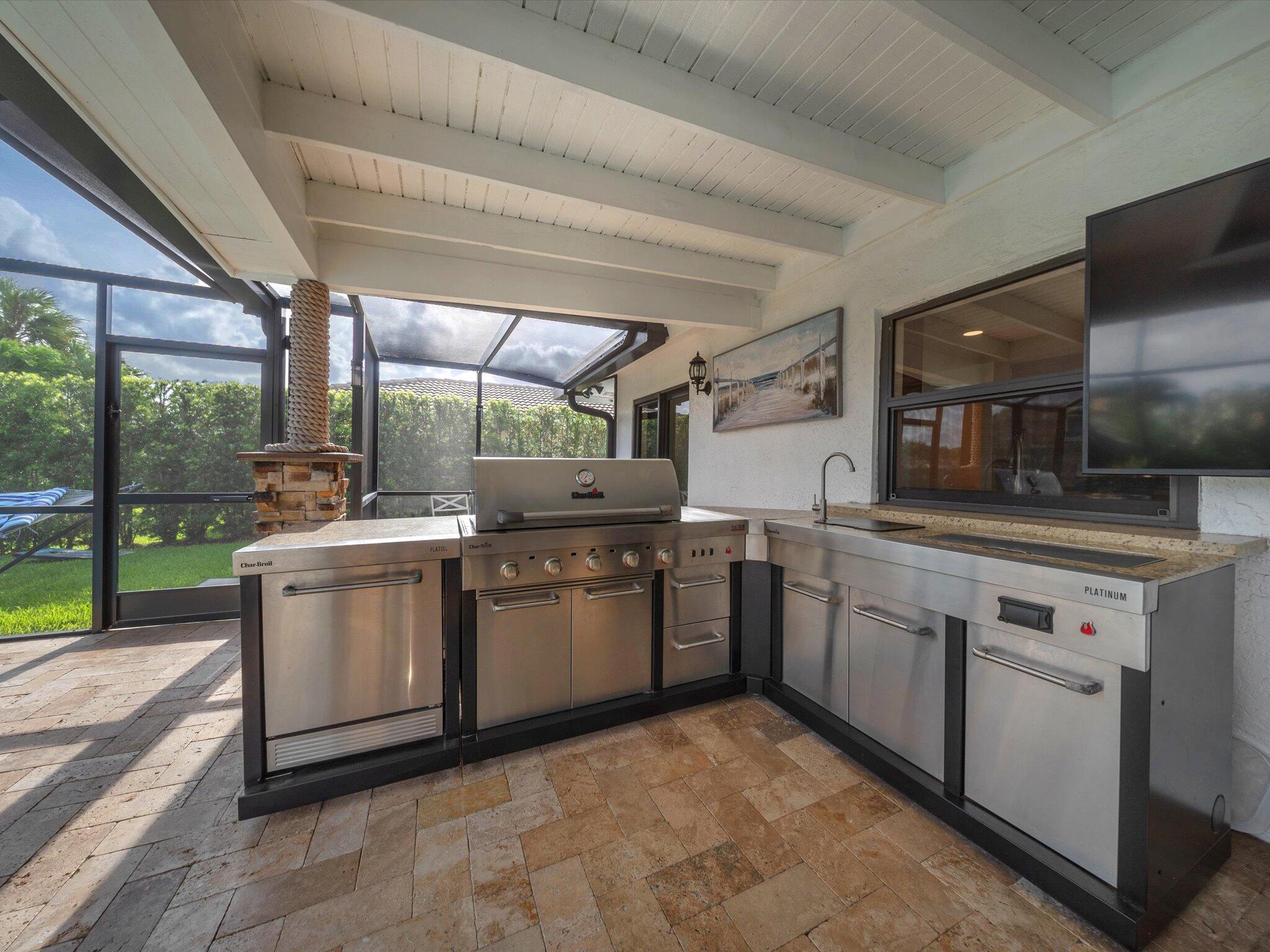 10134 Crosswind Road Boca Raton, FL 33498 - Photo 33 of 38 49-DSC0024