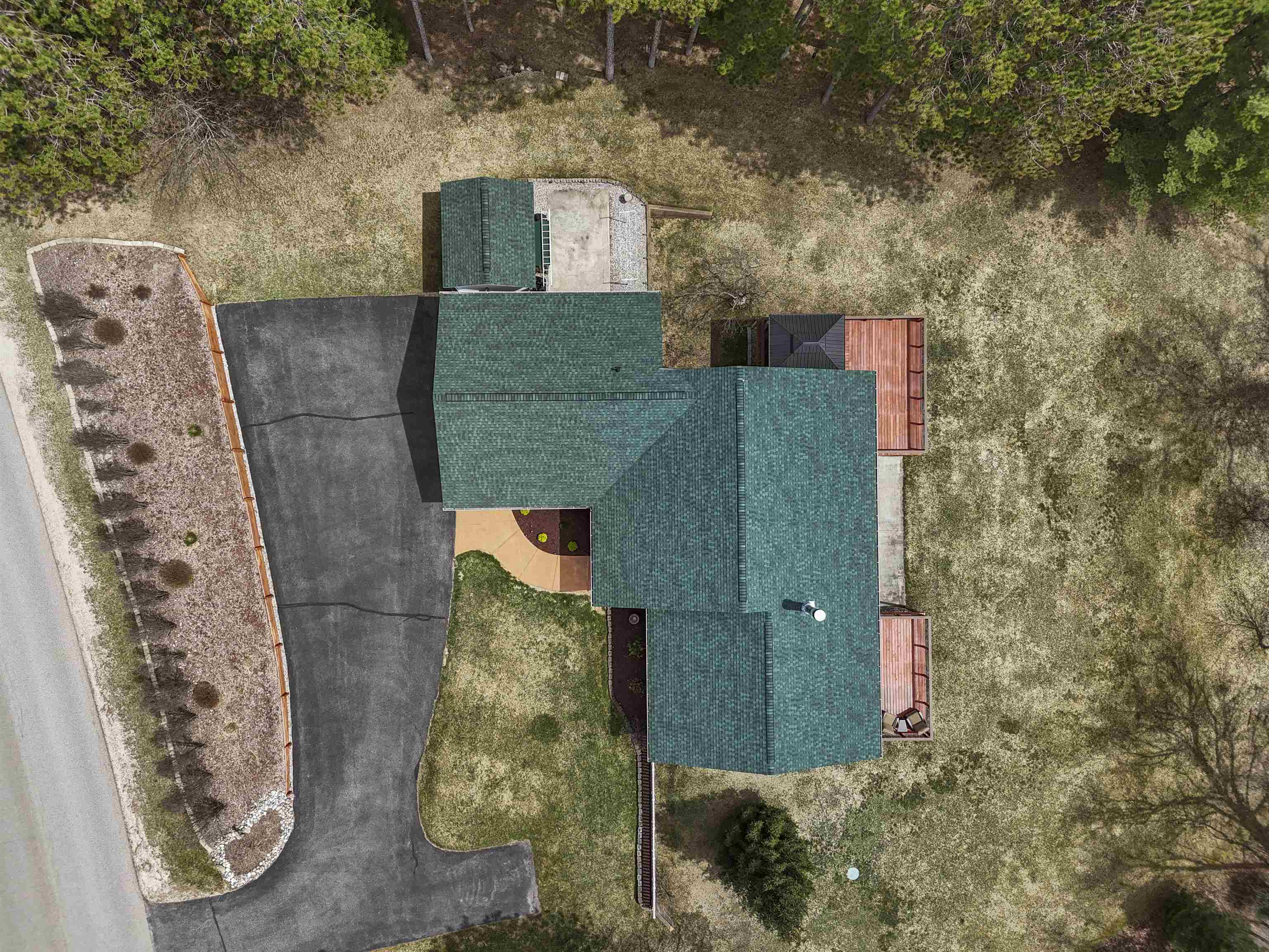 1660 High Road Roscommon, MI 48653 - Photo 60 of 68 1933741-a0737ecb-c357-42a2-9e65-21966c8798a5.JPG