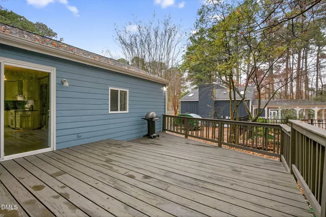 $560,000 | 507 Holtz Lane, Cary, NC 27511