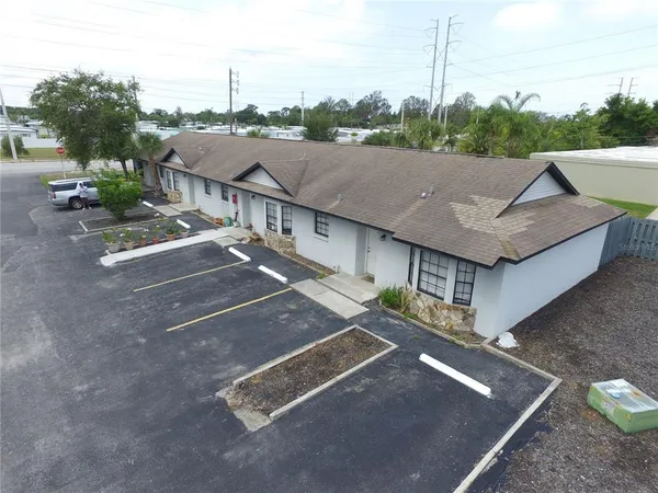 $1,595 | 501 St Michaels Way, Unit 517, Tarpon Springs, FL 34689