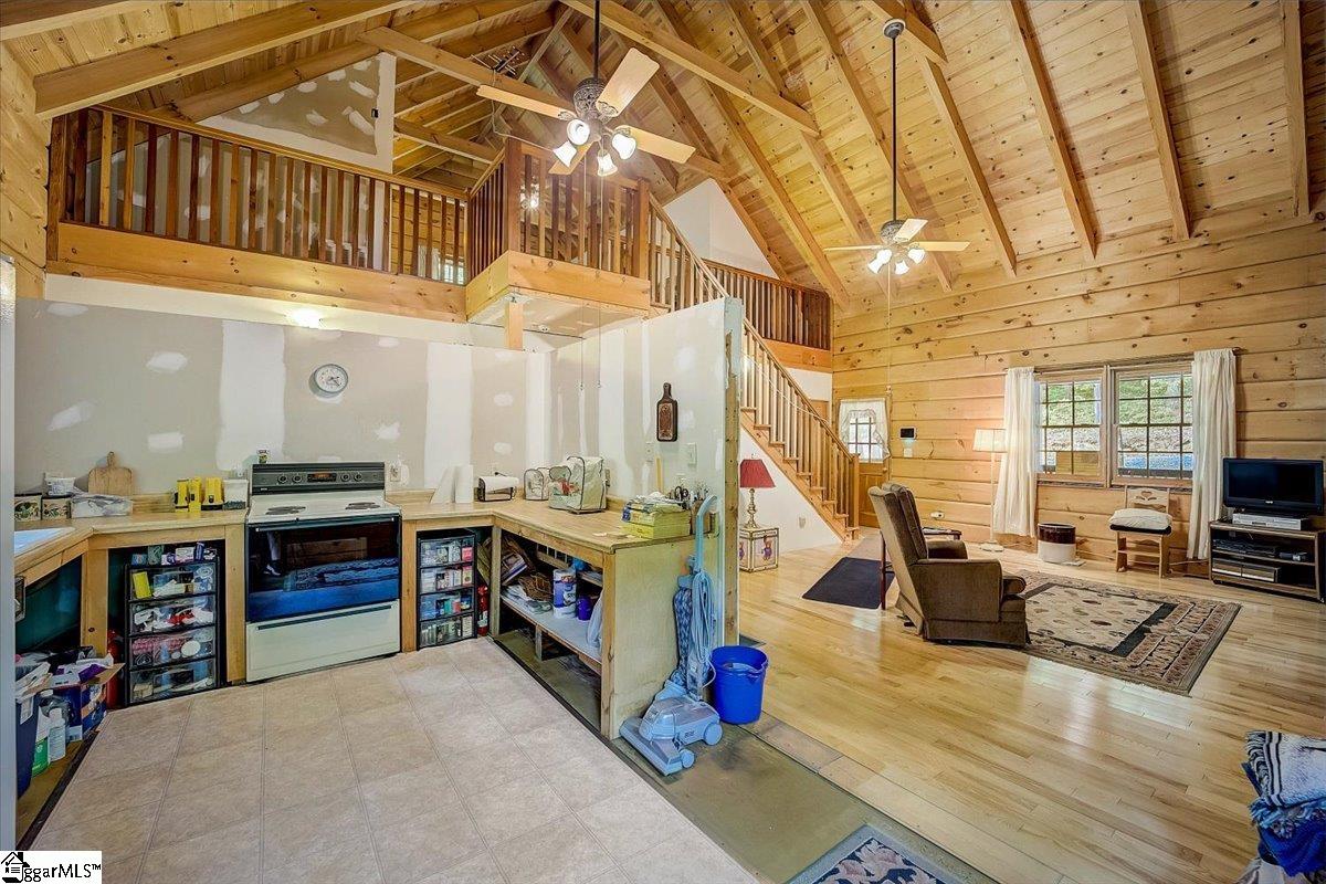 123 Edwards Road Marietta, SC 29661 - Photo 10 of 34