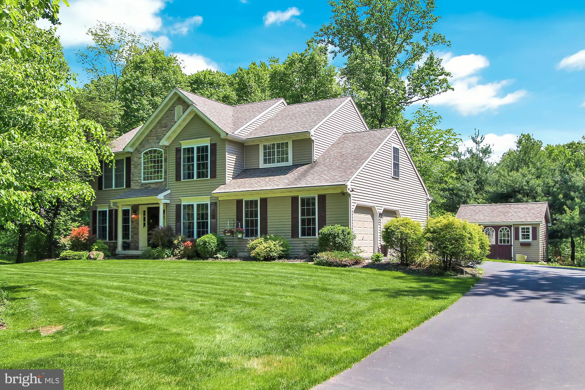 94 Overlook Road Morgantown, PA 19543 - Photo 1 of 29 Exterior Front