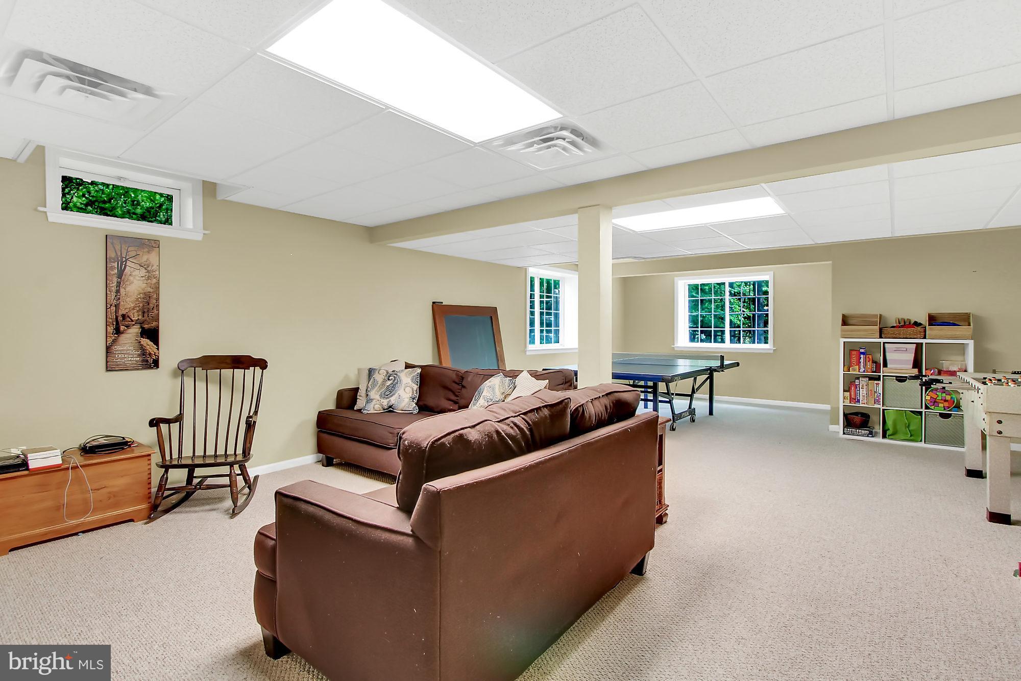 94 Overlook Road Morgantown, PA 19543 - Photo 21 of 29 Family Room