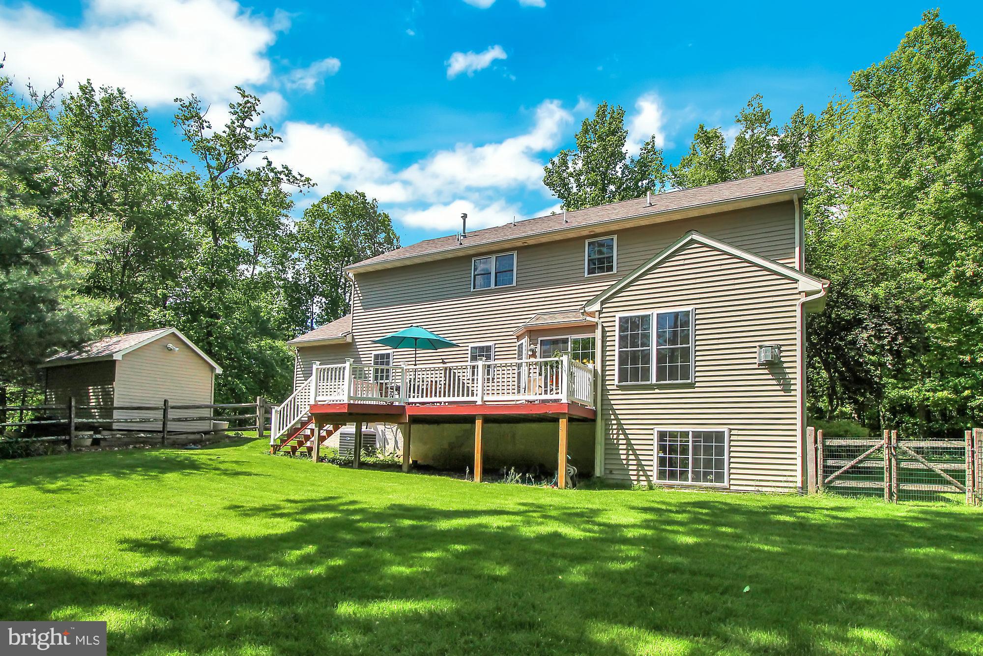 94 Overlook Road Morgantown, PA 19543 - Photo 28 of 29 Exterior Back