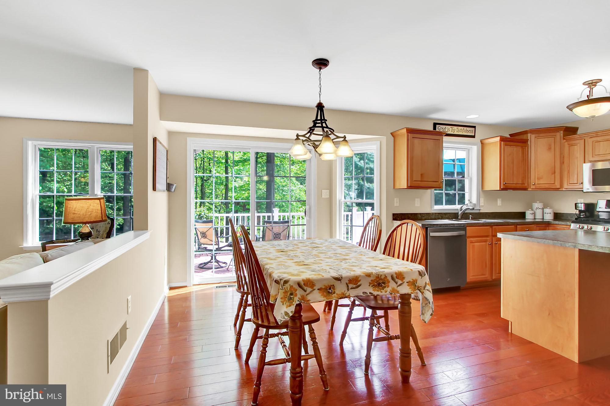 94 Overlook Road Morgantown, PA 19543 - Photo 6 of 29 Eat-In Kitchen