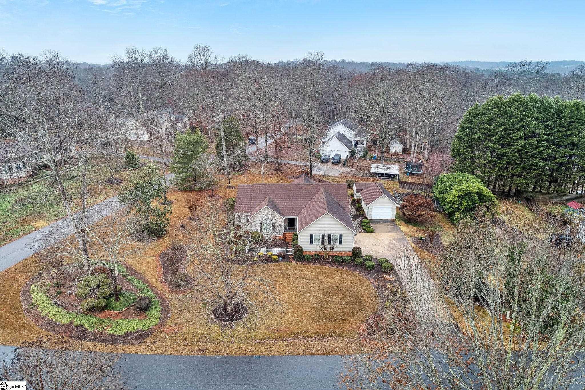 503 Hampton Road Liberty, SC 29657 - Photo 2 of 32