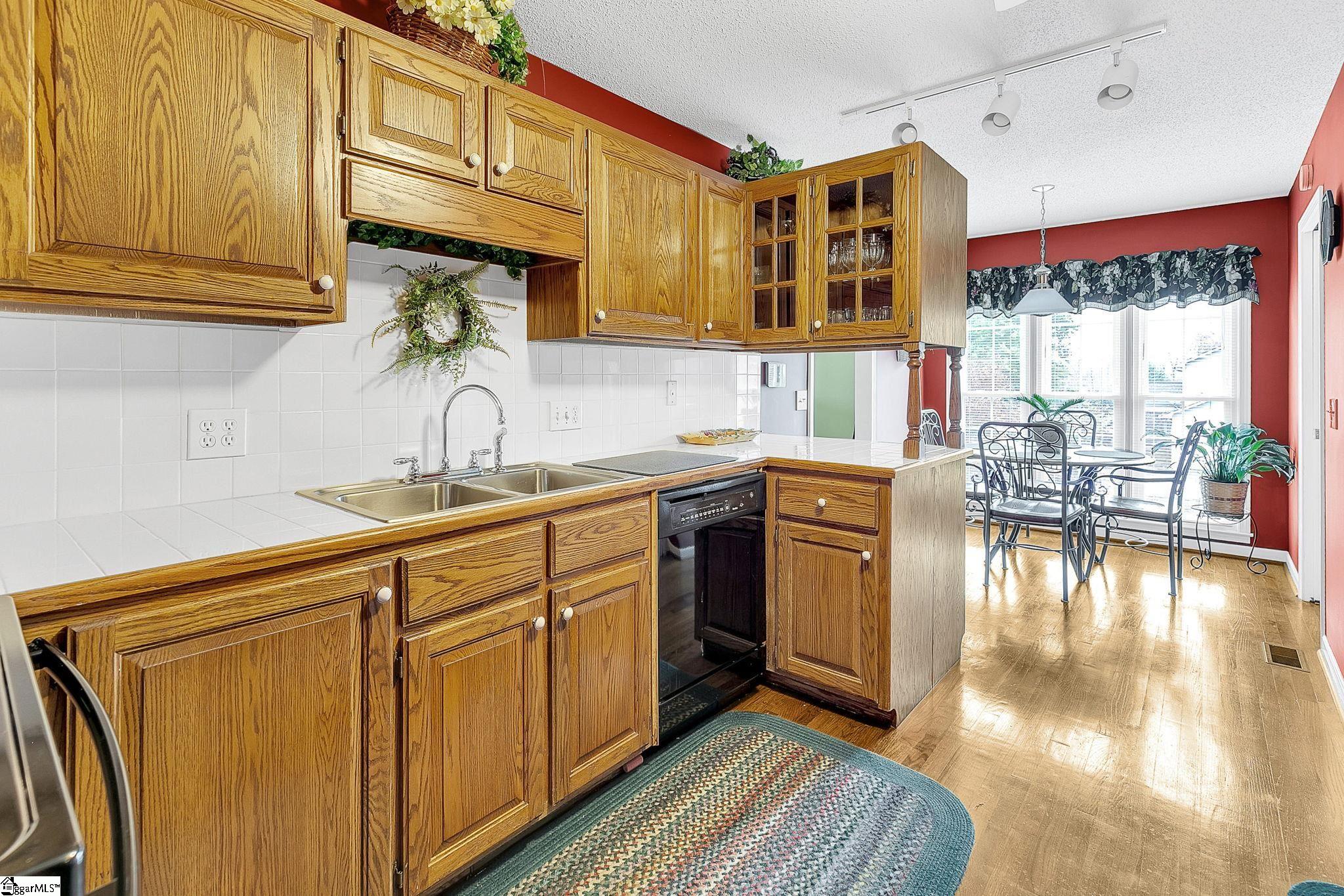 503 Hampton Road Liberty, SC 29657 - Photo 6 of 32