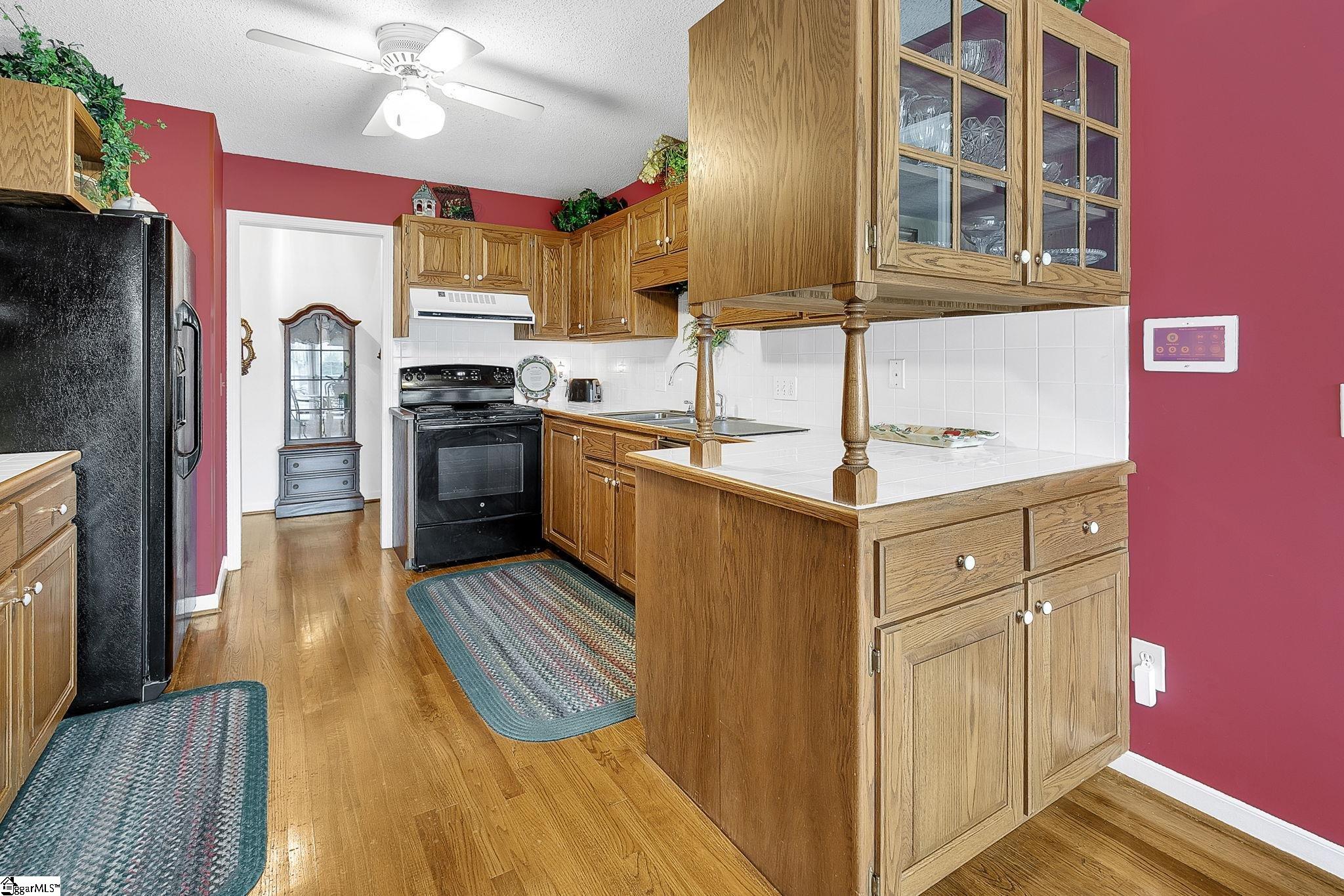 503 Hampton Road Liberty, SC 29657 - Photo 8 of 32